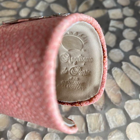 ANGELIQUE DE PARIS Pink Leather Cuff Sterling Crystals Stingray - Picture 4 of 7